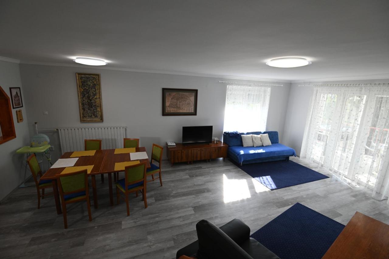 Borbarat Vendeghaz Villa Eger Ngoại thất bức ảnh